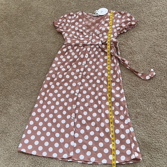 NWT! ESTHER Size 8 dusky rose polka dot front button puff sleeve linen dress - Picture 9 of 9